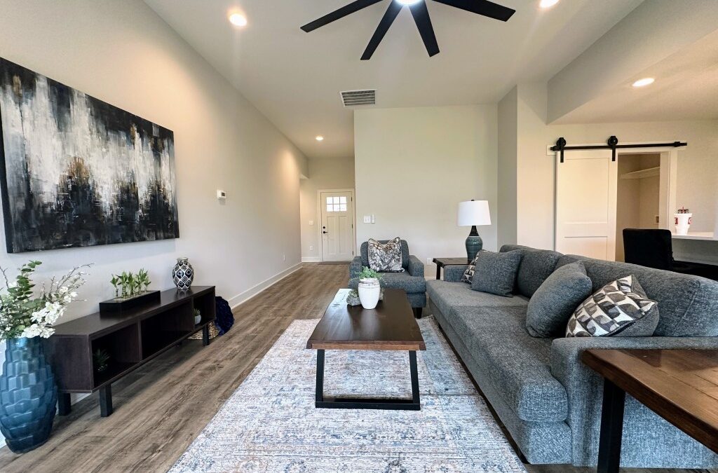 408 Ash St (22) Atteberry Homes, New Homes Olathe KS 9.23.25 (1366x768)