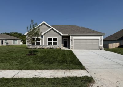 412 Ash Front View Atteberry Homes, New Homes Olathe KS 7.15.26